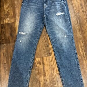 Old Navy Women's Boyfriend Distressed Blue Straight Jeans